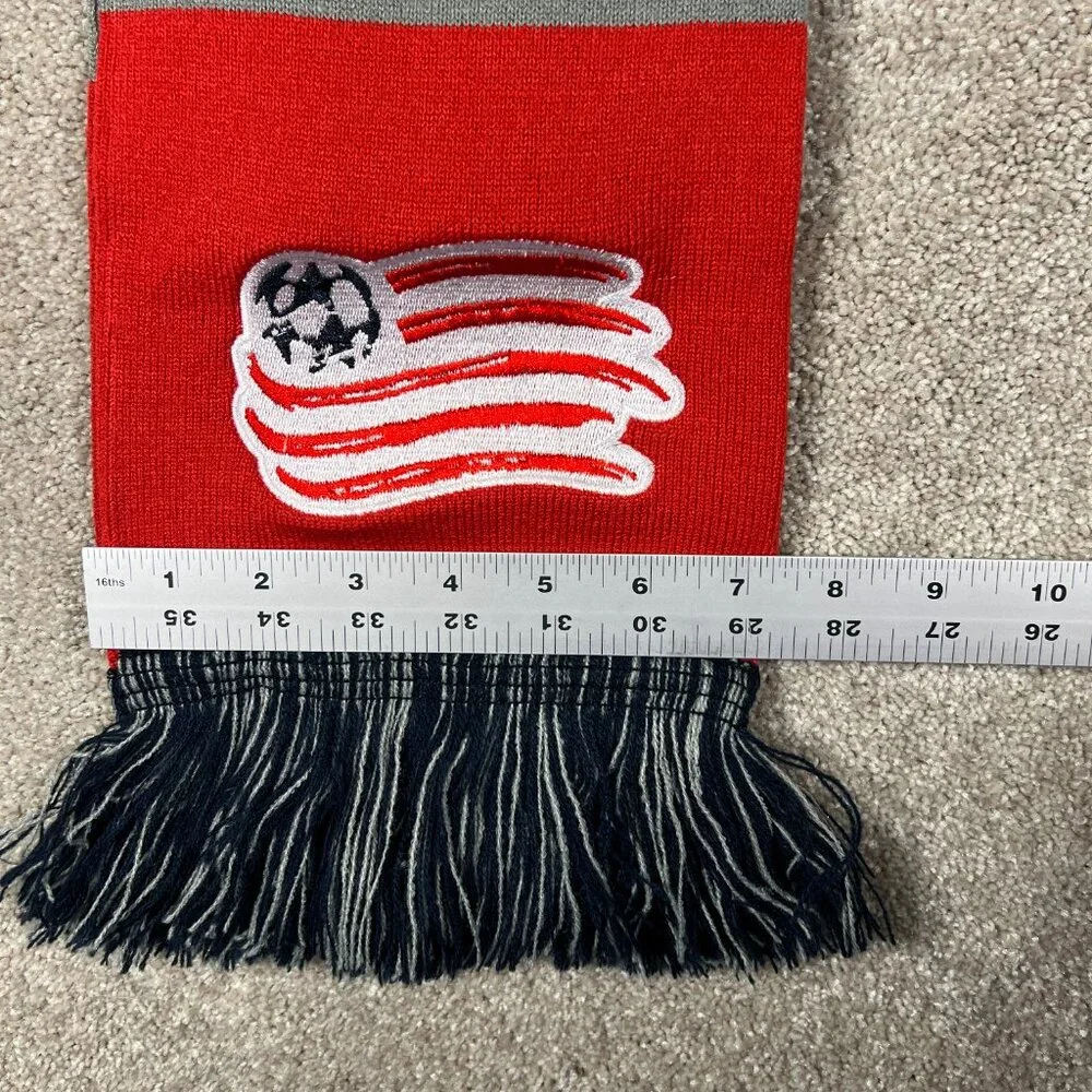 MLS Unisex‎ Gray Red Winter Fringe New England Revolution Soccer Scarf NWT
